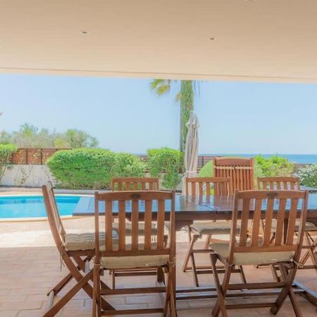 Villa Prado - Beautiful Beachfront Villa 알부페이라 외부 사진