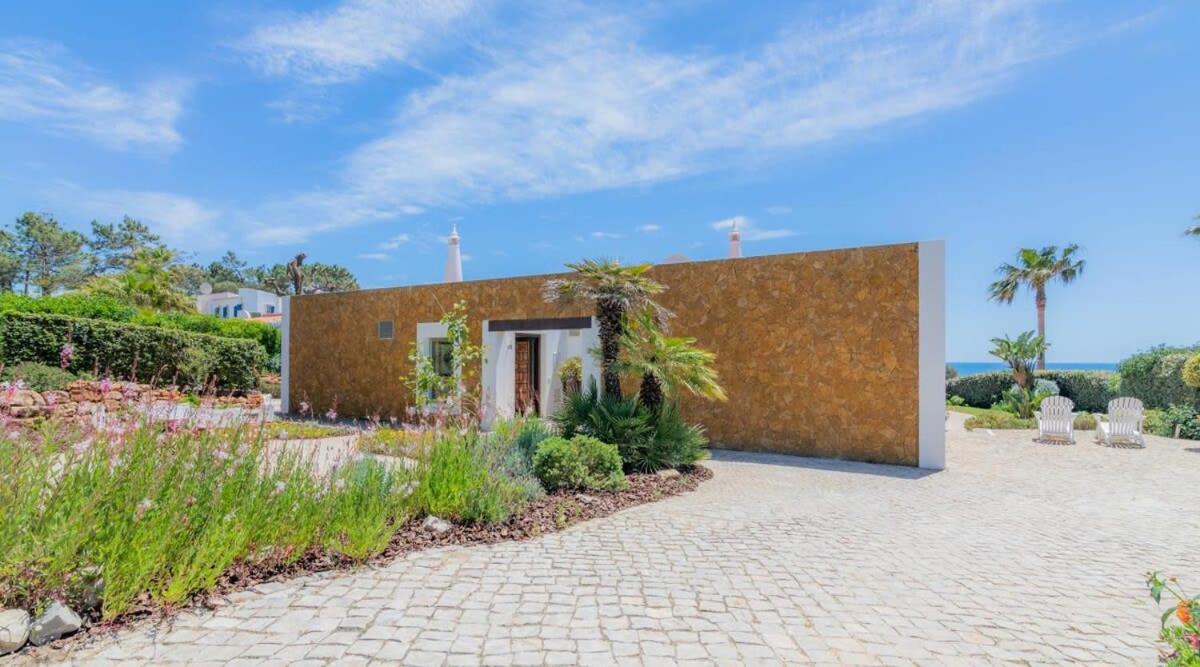 Villa Prado - Beautiful Beachfront Villa 알부페이라 외부 사진