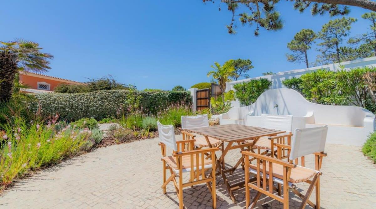 Villa Prado - Beautiful Beachfront Villa 알부페이라 외부 사진
